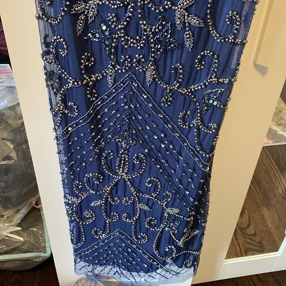 Never worn zipper broken - Picture 4 of 4